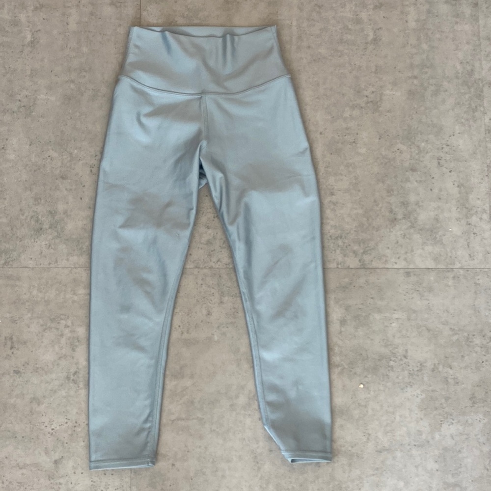 Pretty blue alo leggings